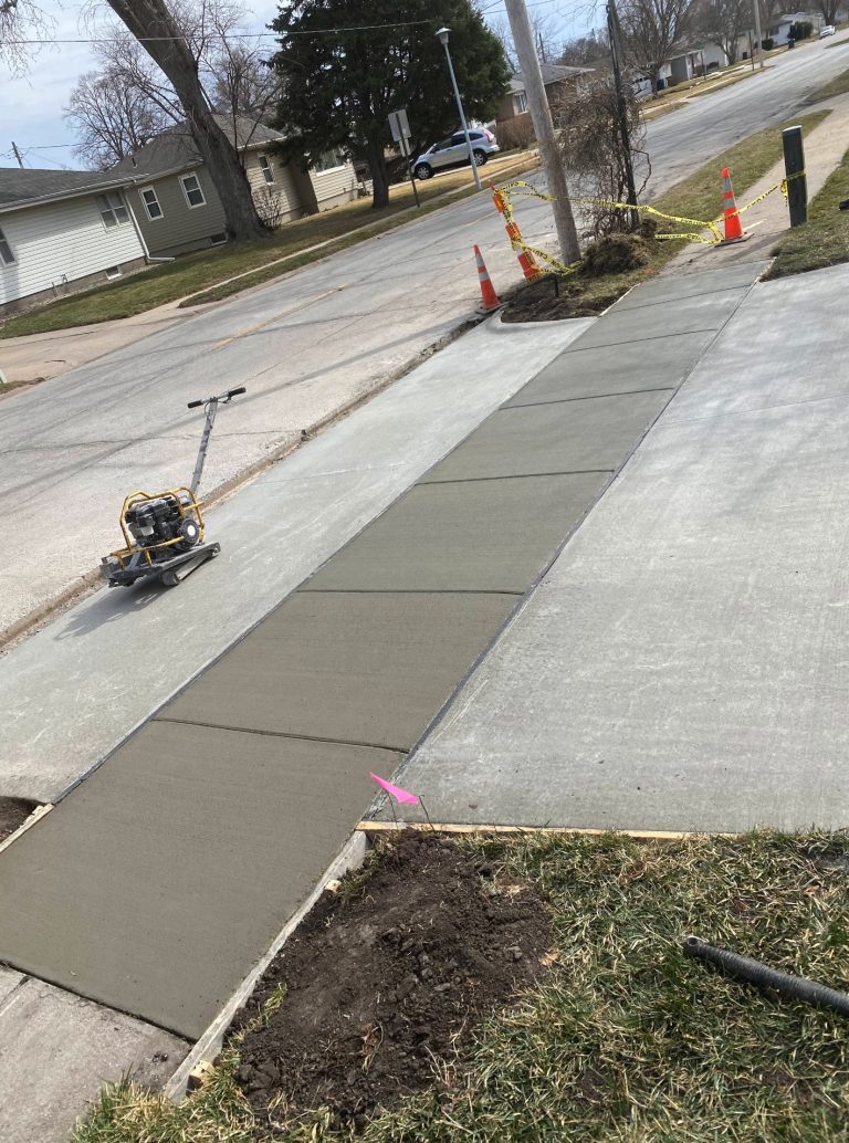 Concrete Sidewalk Contractor in Fremont NE